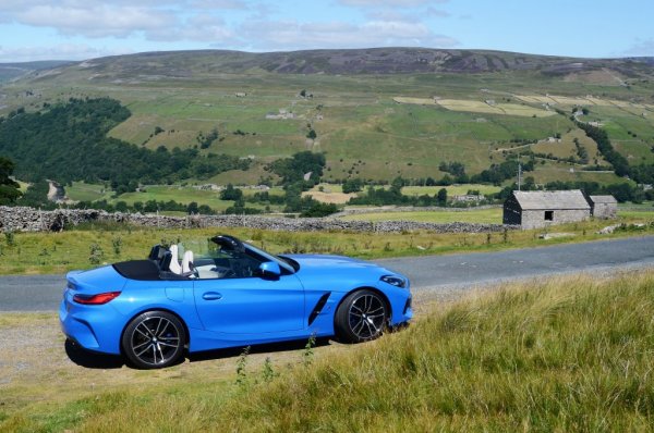 Blue, moors at Keld.JPG