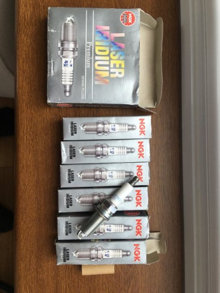 NGK ILZFR6D11 stock number 1208 spark plugs 2.JPG