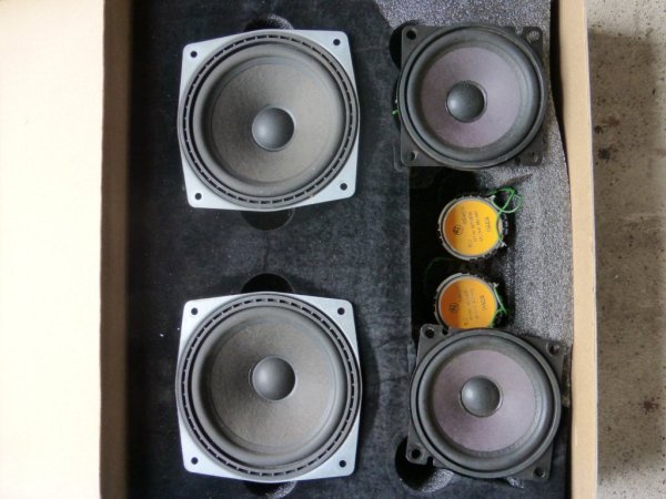2013-01-01 00.00.00-5z3m speakers 777.jpg