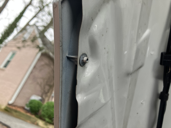 Aero Side vent clip 1.png