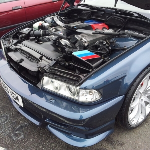 Very tidy 7 series engine bay!