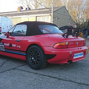 RED 10 Z CARS racing z3