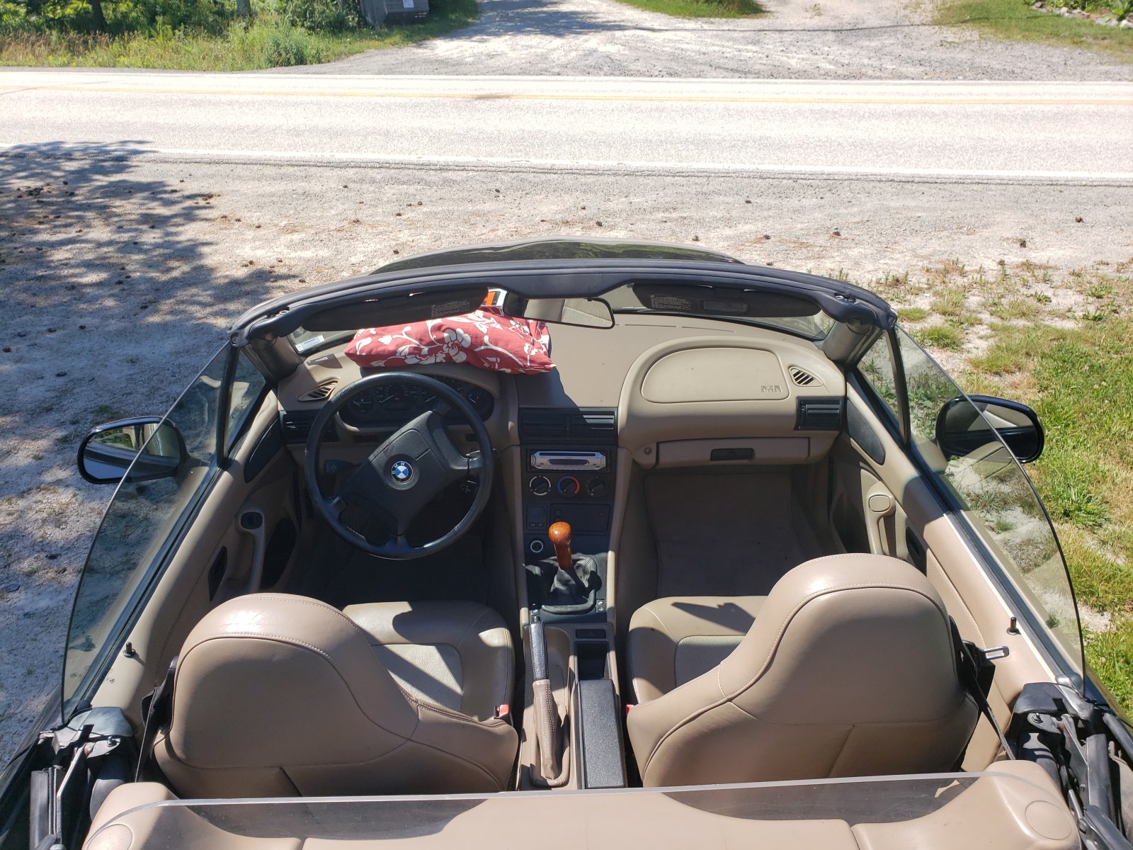 1996 Z3 Black for sale NS, CA interior 3