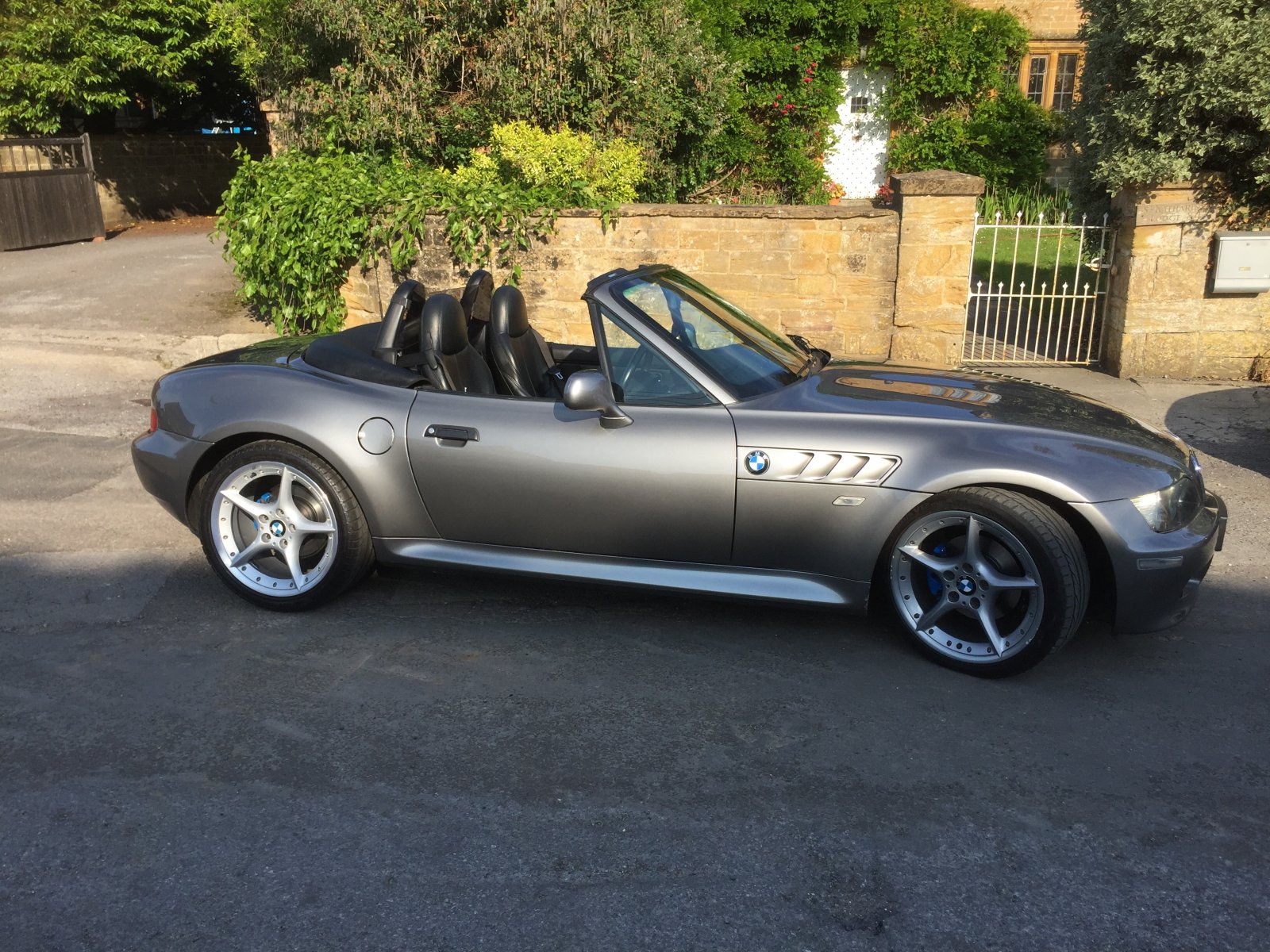 BMW Z3 2002 face lift end of line wide body with 18” alloys