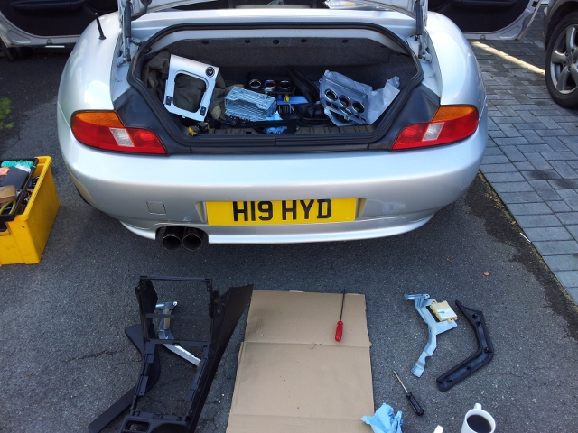 BMW Z3 Centre Console Change