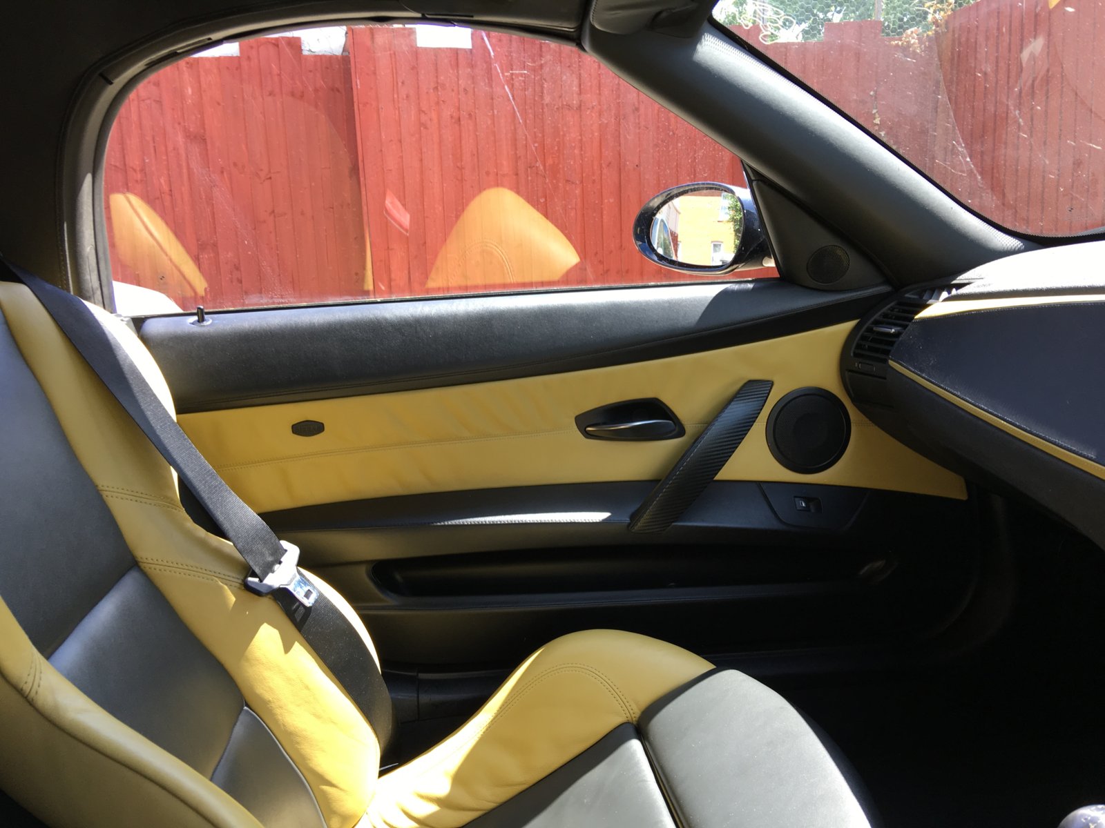 BMW Z4 Yellow Black Sport interior fitted #2