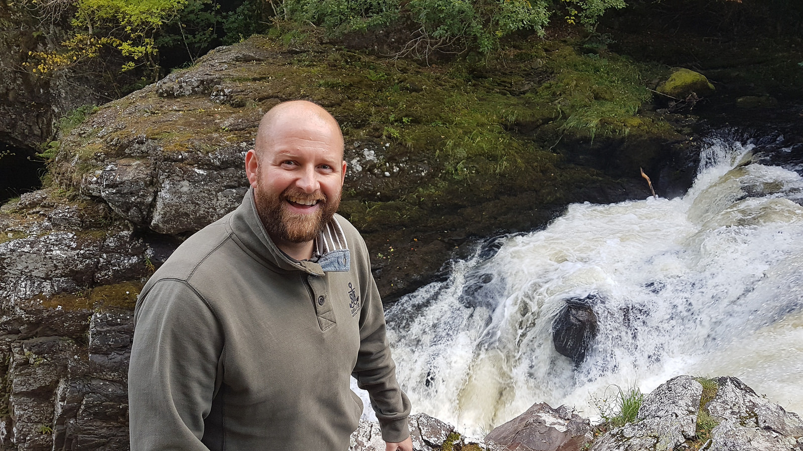 Jjim at the waterfall