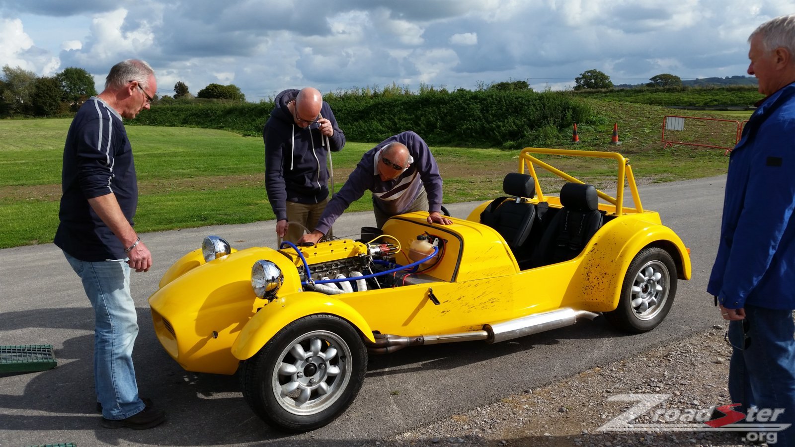 La_vida_diver's Westie kit car shake down