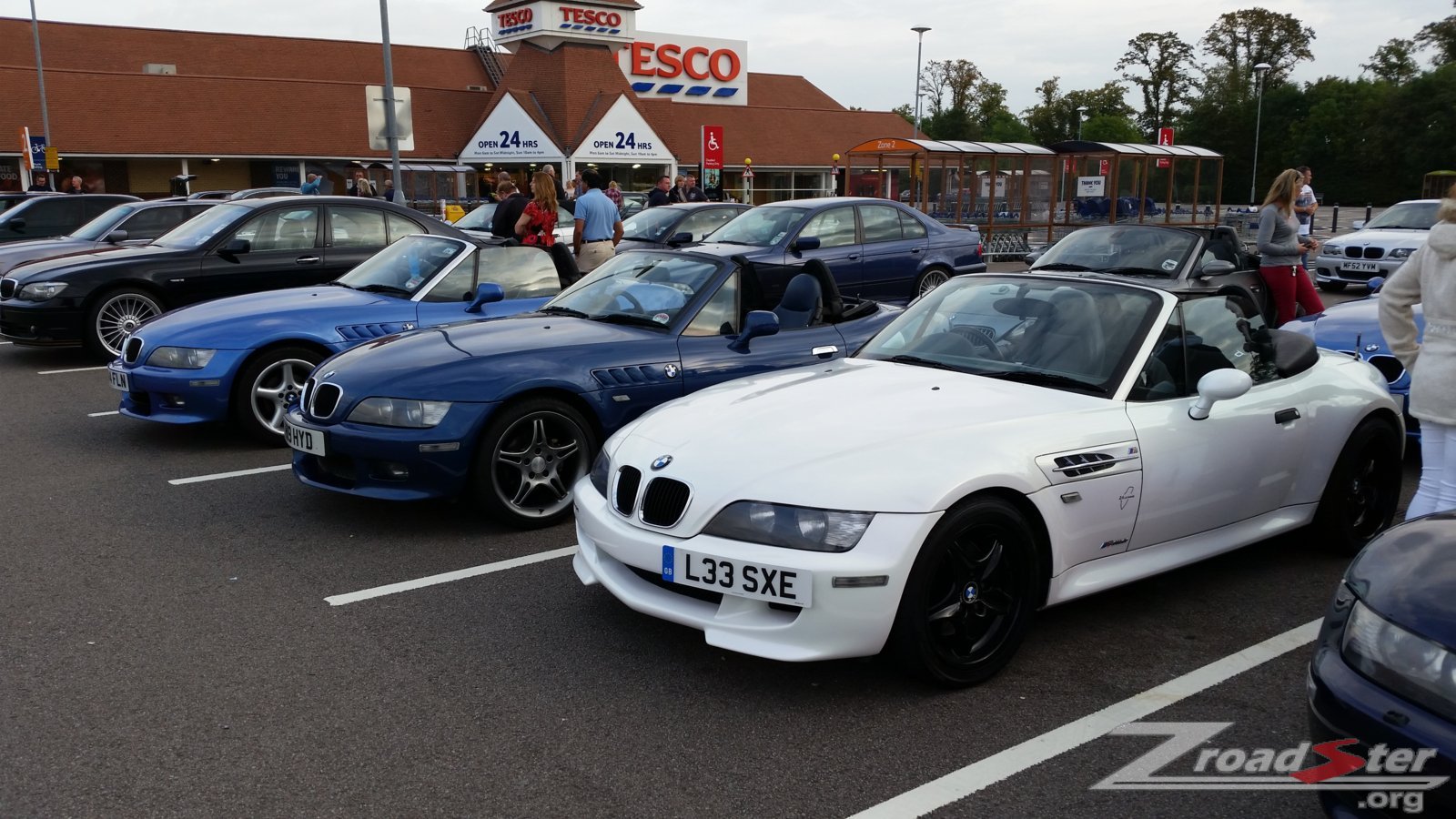 Tesco Car Park meet up before heading to the circuit